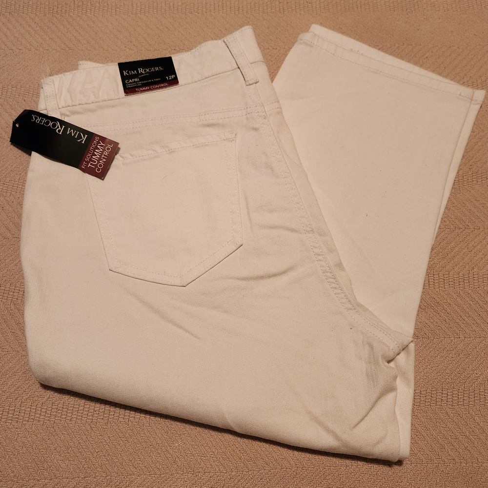 Kim Rogers White Capris Pants